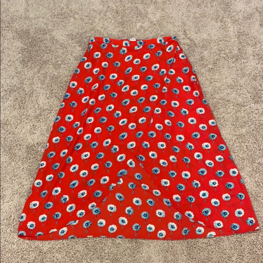 High waisted skirt